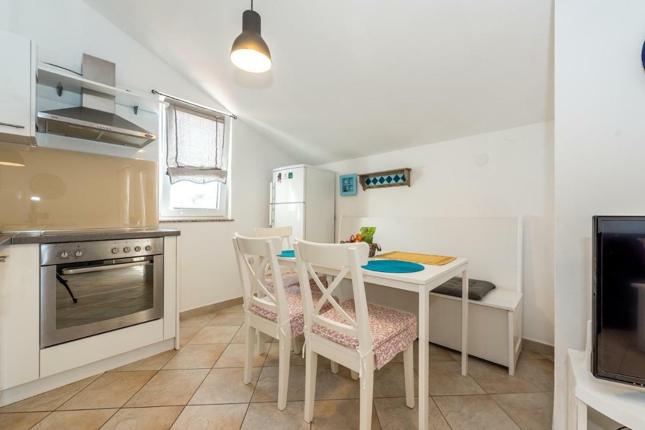 Apartman Karla Mara Ana Ivan & Jo Srima Buitenkant foto