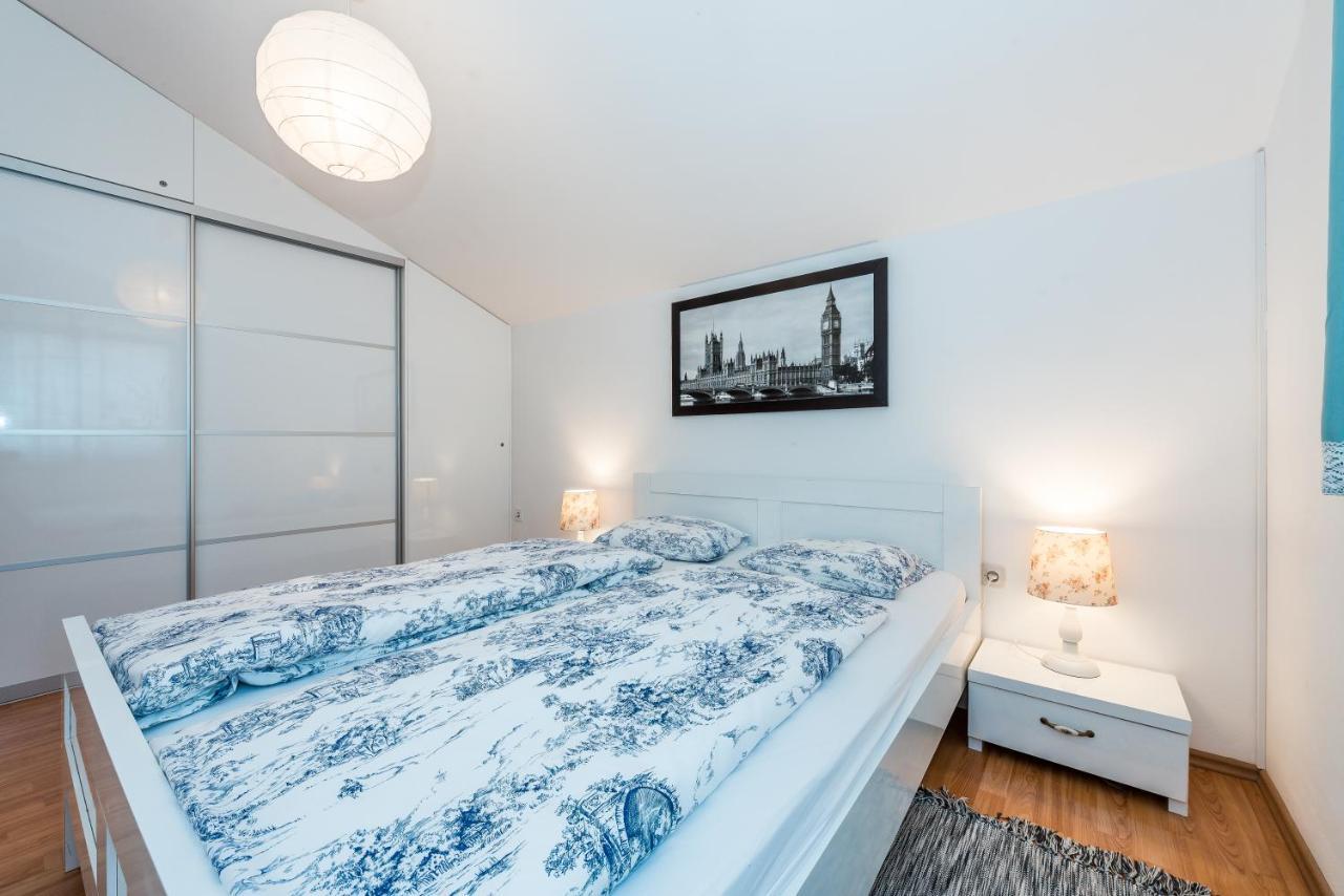 Apartman Karla Mara Ana Ivan & Jo Srima Buitenkant foto